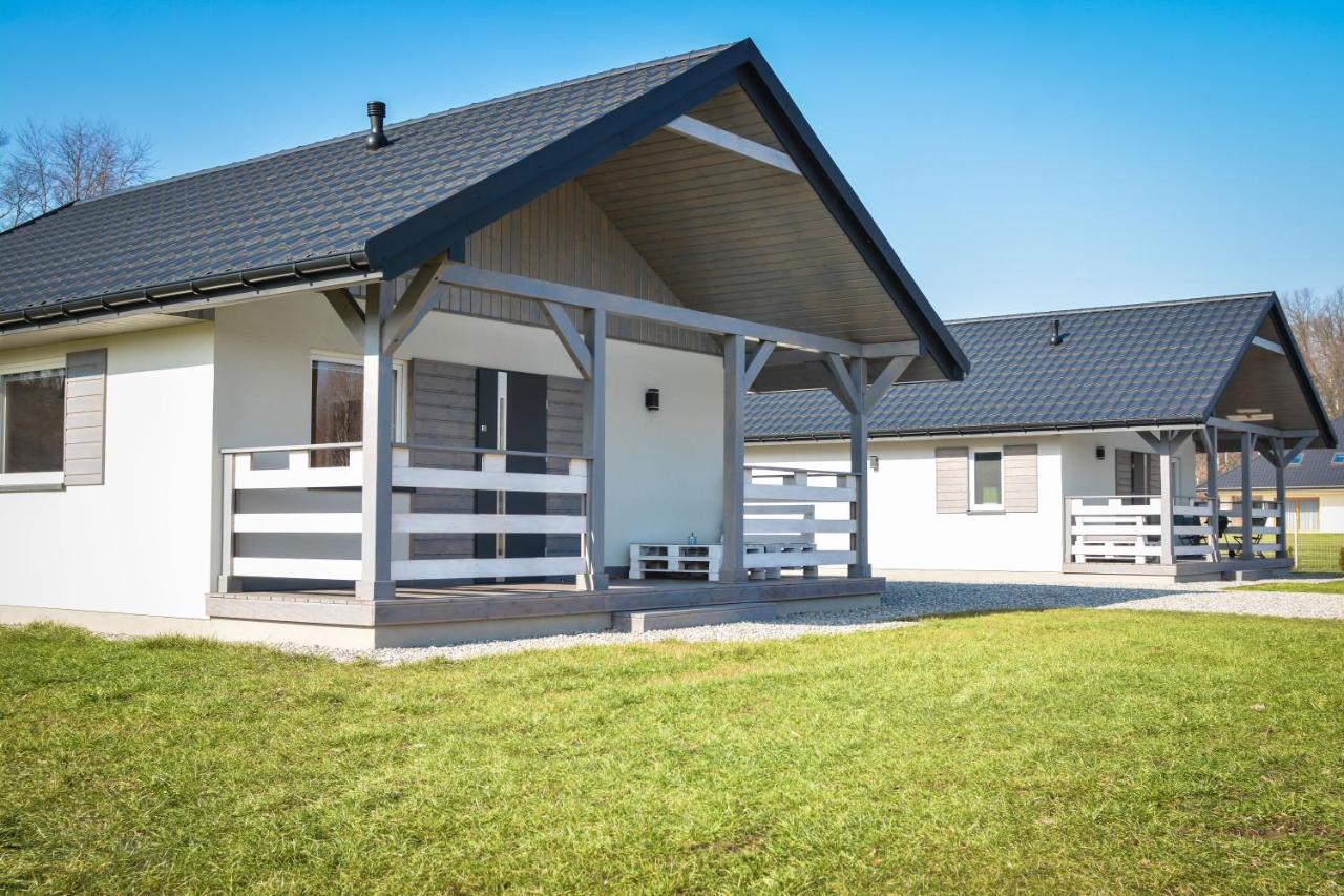 Domki Komfort Caloroczne Zator Buitenkant foto