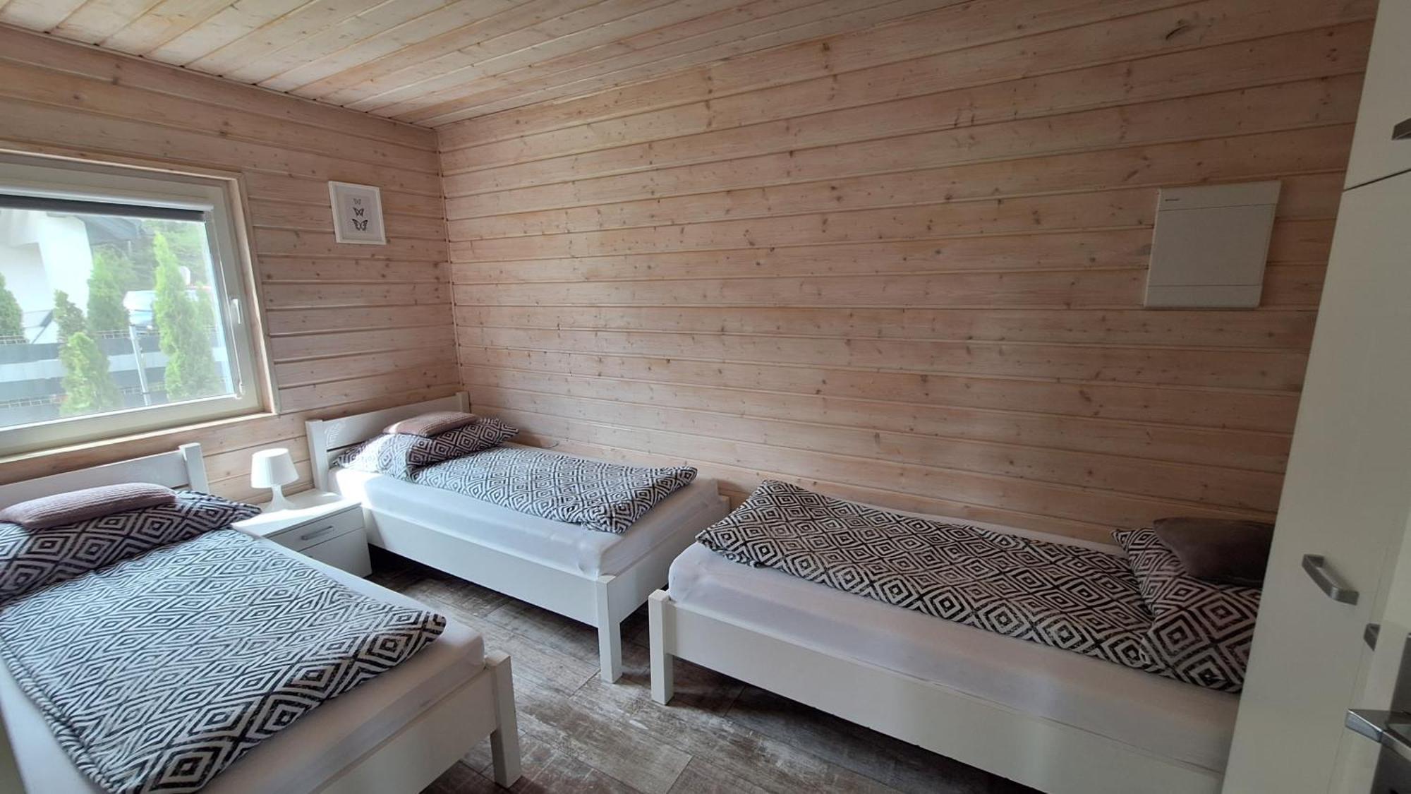 Domki Komfort Caloroczne Zator Buitenkant foto